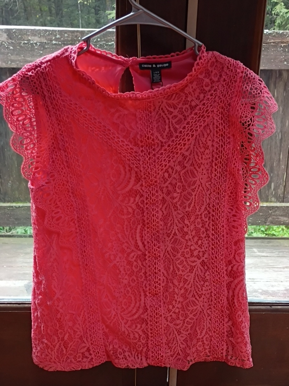 Cable & Gauge Coral Lace Cap Sleeve Camisole